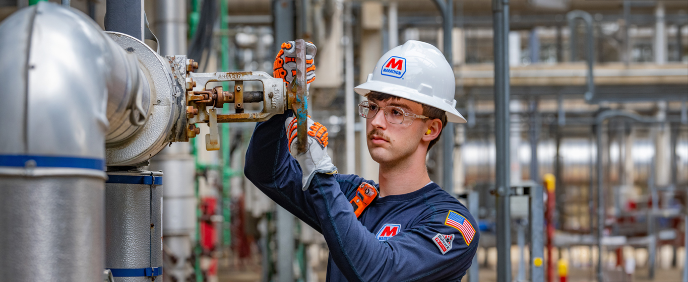 Marathon Petroleum worker smiling at one of their work sites